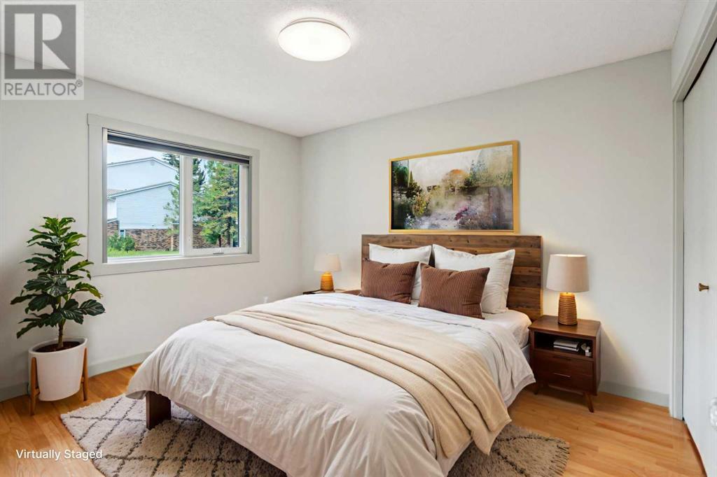Single Family House Bungalow for Sale in  Coach Side Road SW Coach Hill Calgary 