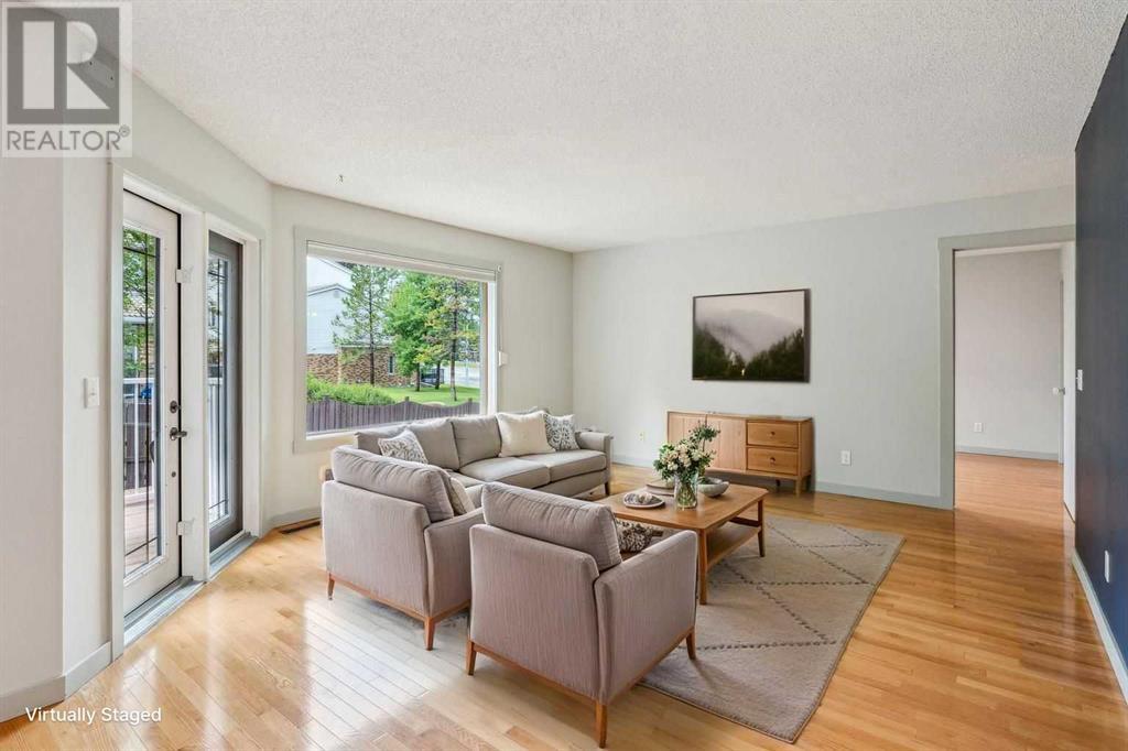 Single Family House Bungalow for Sale in  Coach Side Road SW Coach Hill Calgary 