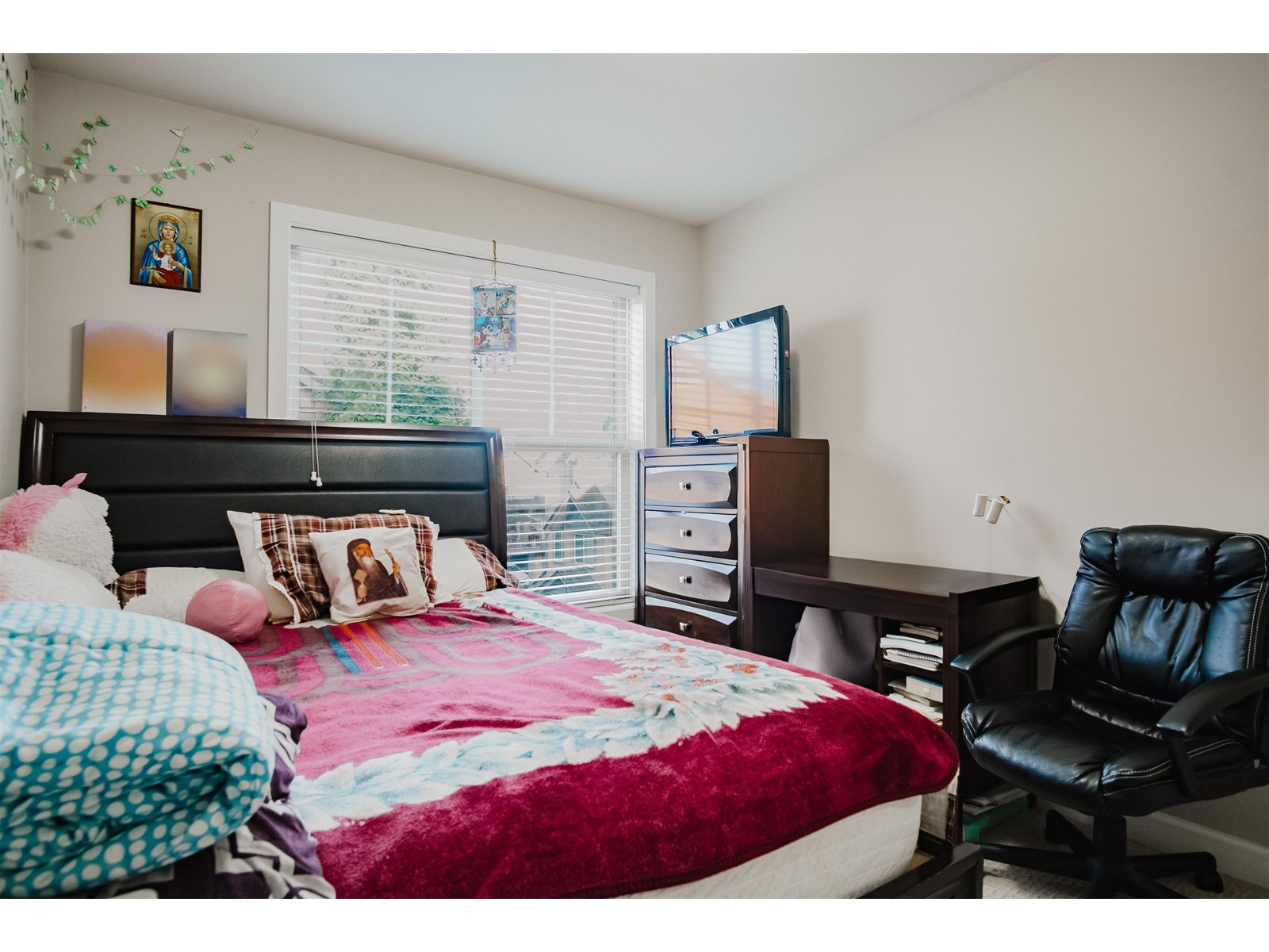 Photo 20 of 24 7121 192 Street, Surrey BC