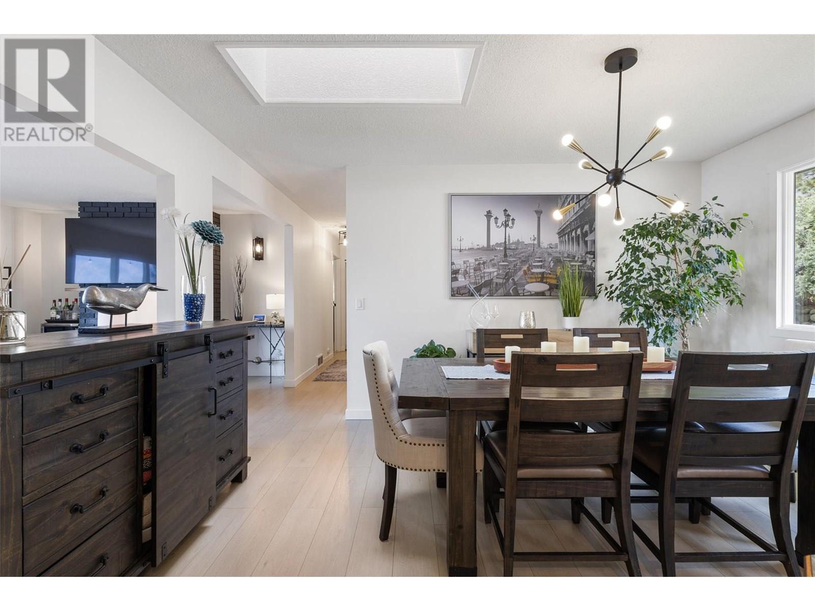  4239 4th Avenue, Peachland