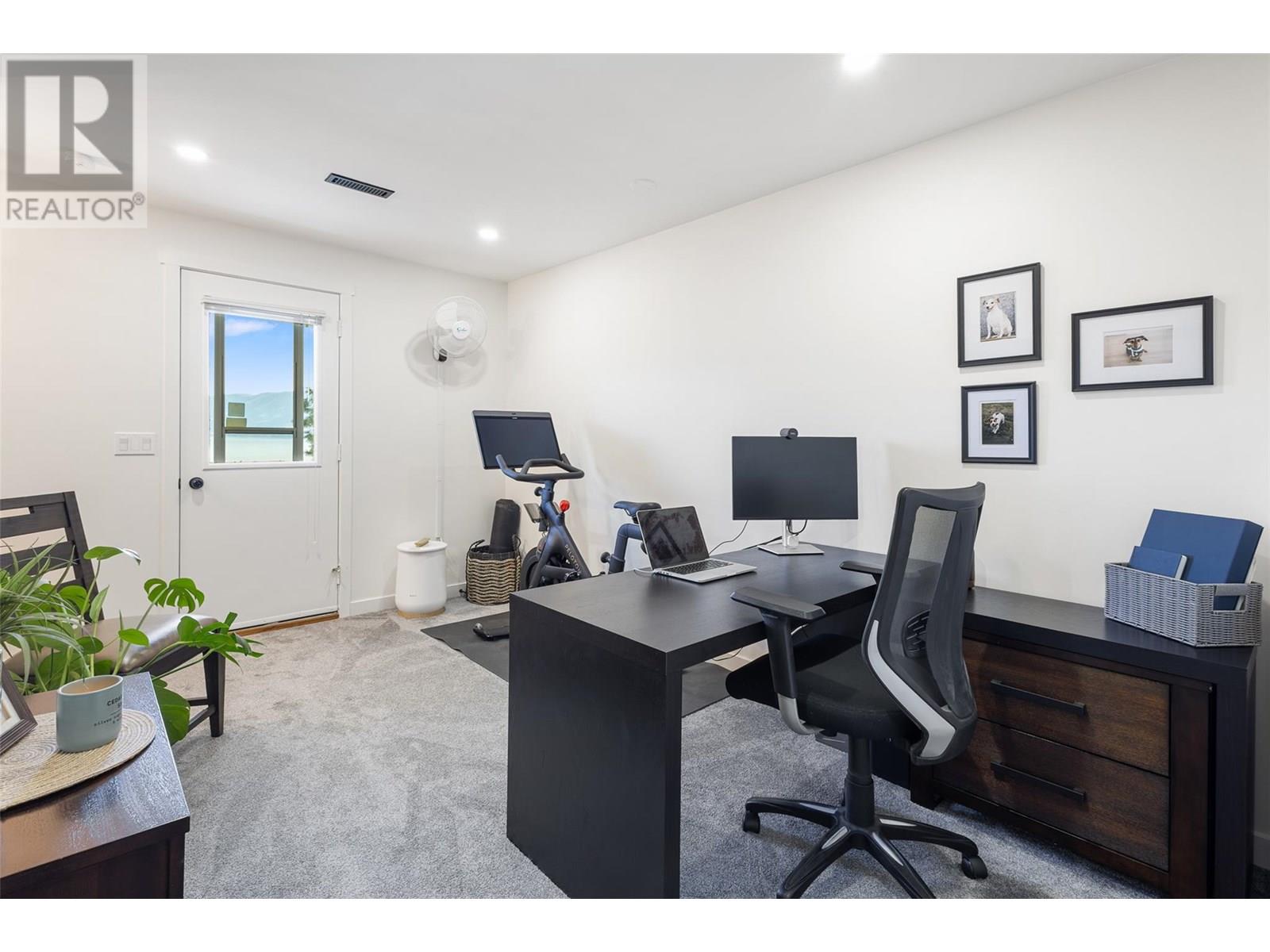 4239 4th Avenue, Peachland