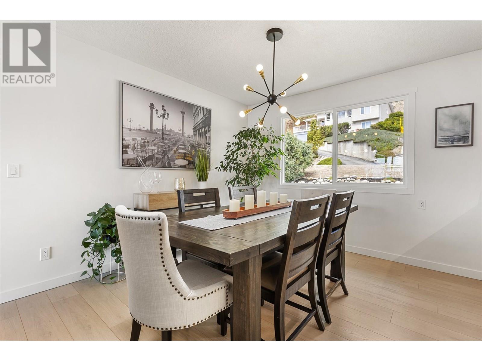  4239 4th Avenue, Peachland