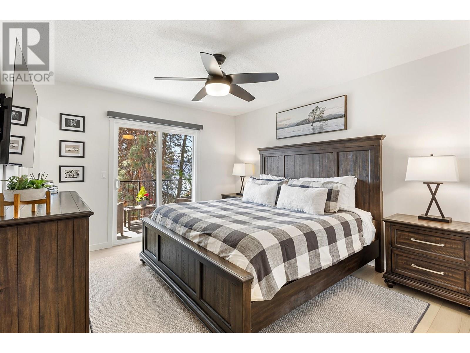  4239 4th Avenue, Peachland