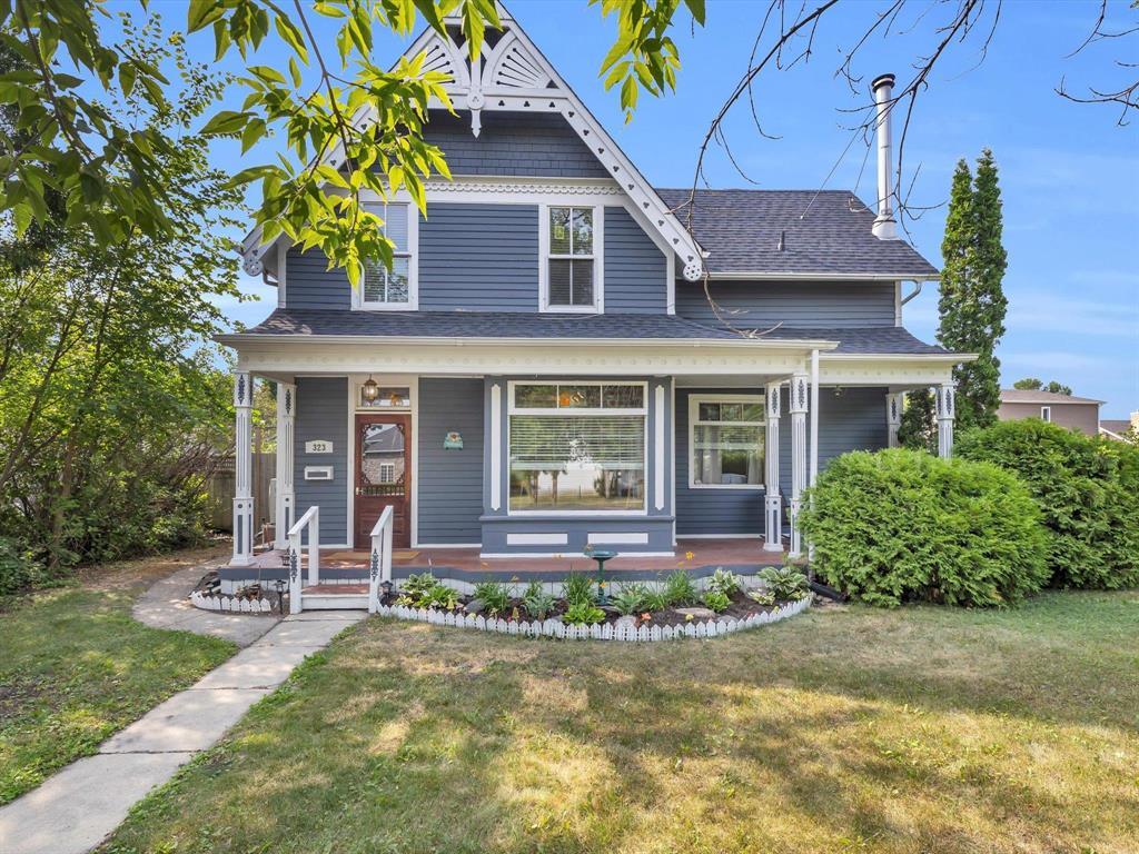 Photo 26 of 323 Eveline Street, Selkirk MB