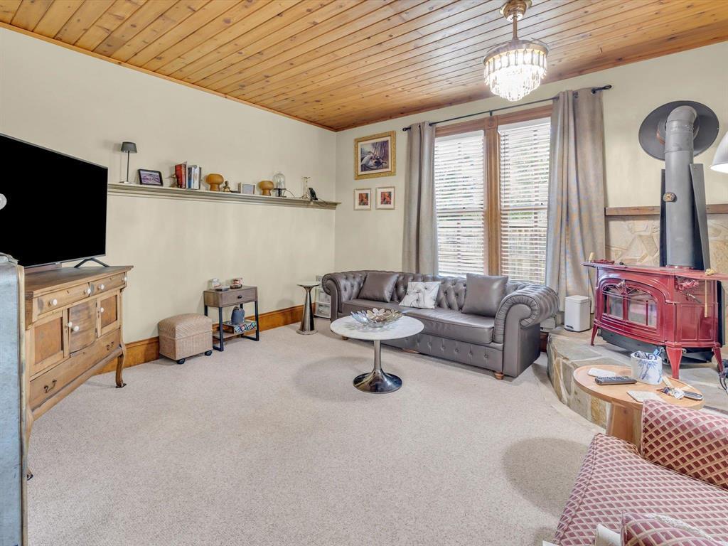 Photo 22 of 323 Eveline Street, Selkirk MB