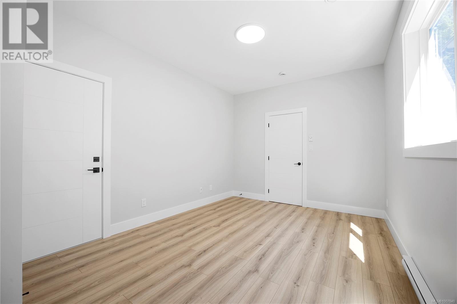 Photo 17 of 6111 Pine Ridge Cres, Nanaimo BC
