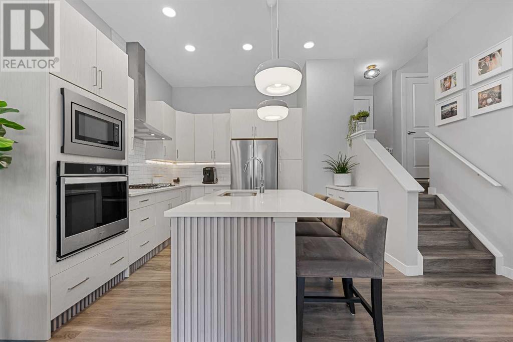 Single Family House for Sale in  Crestbrook Common SW Crestmont Calgary 