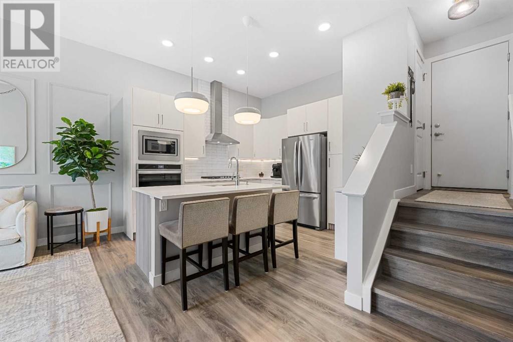 Single Family House for Sale in  Crestbrook Common SW Crestmont Calgary 