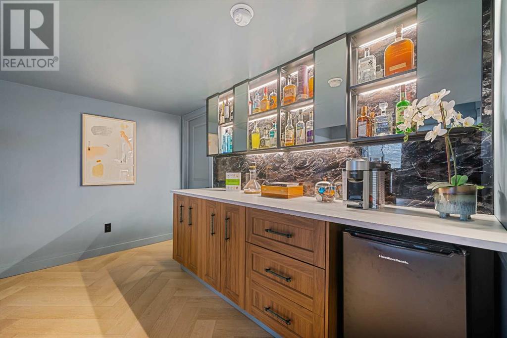 Single Family House for Sale in  Crestbrook Common SW Crestmont Calgary 