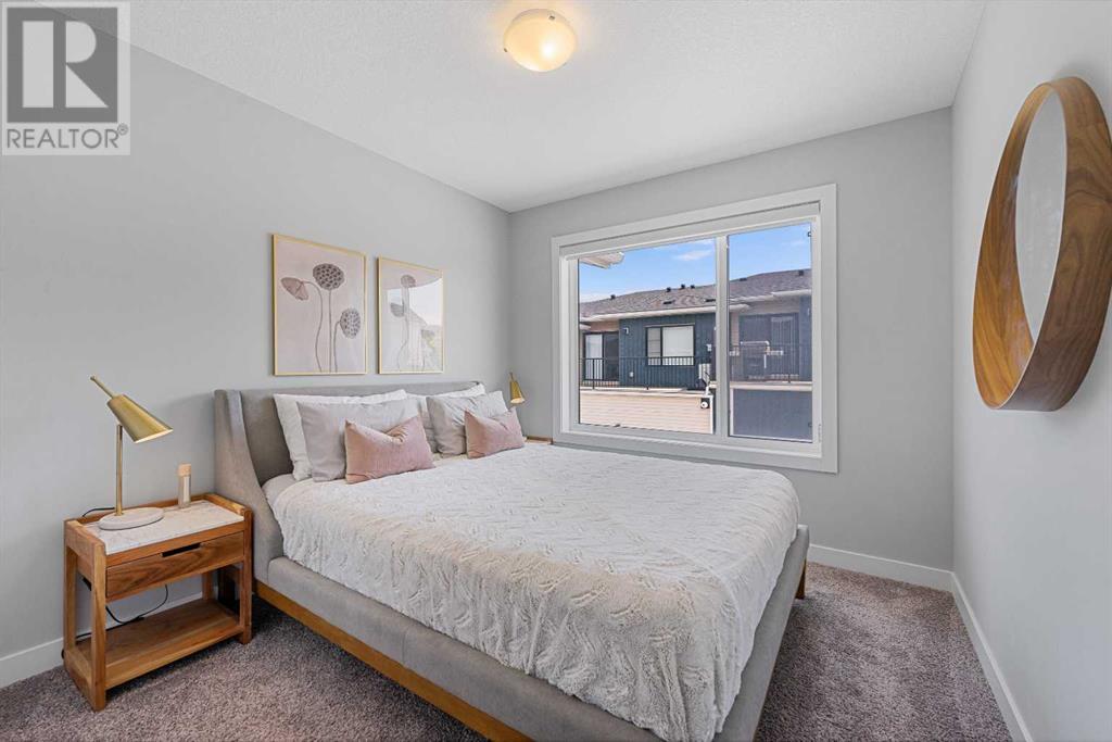 Single Family House for Sale in  Crestbrook Common SW Crestmont Calgary 