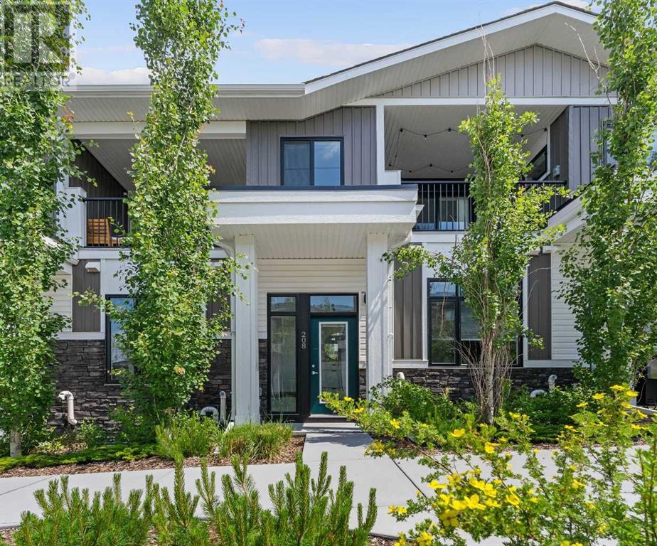 Single Family House for Sale in  Crestbrook Common SW Crestmont Calgary 