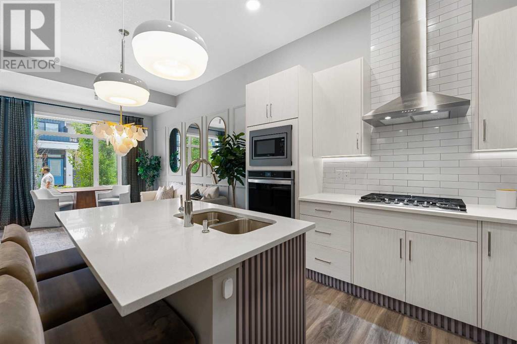 Single Family House for Sale in  Crestbrook Common SW Crestmont Calgary 