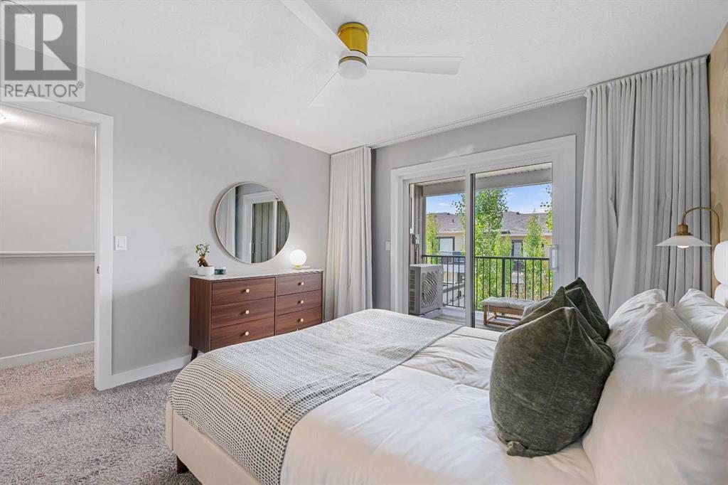 Single Family House for Sale in  Crestbrook Common SW Crestmont Calgary 