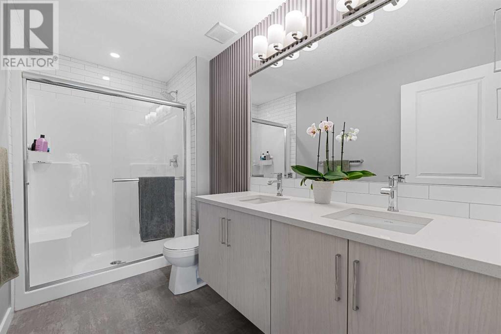 Single Family House for Sale in  Crestbrook Common SW Crestmont Calgary 