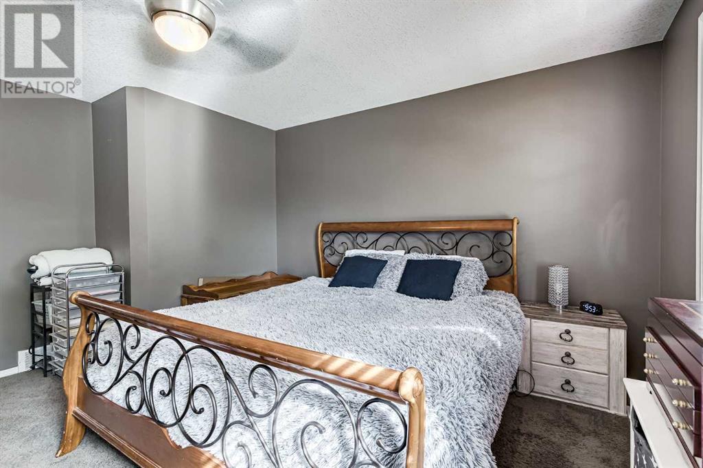Single Family House Bi-level for Sale in  Covehaven Road NE Coventry Hills Calgary 