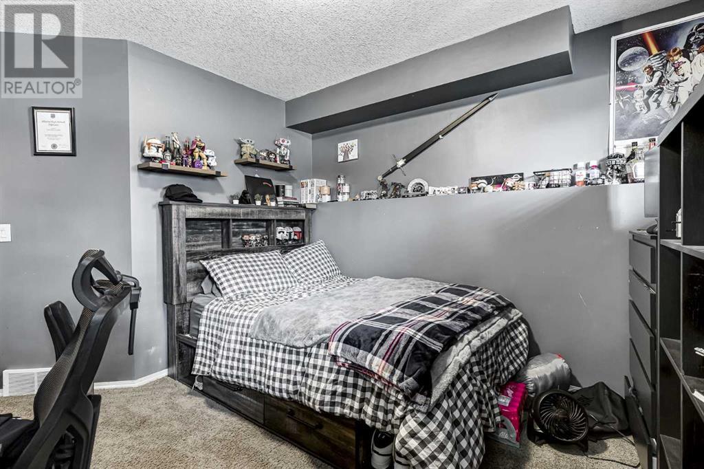Single Family House Bi-level for Sale in  Covehaven Road NE Coventry Hills Calgary 