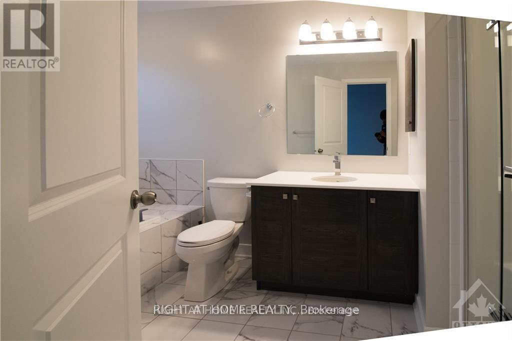 Photo 12 of 34 Plank Street, Ottawa ON