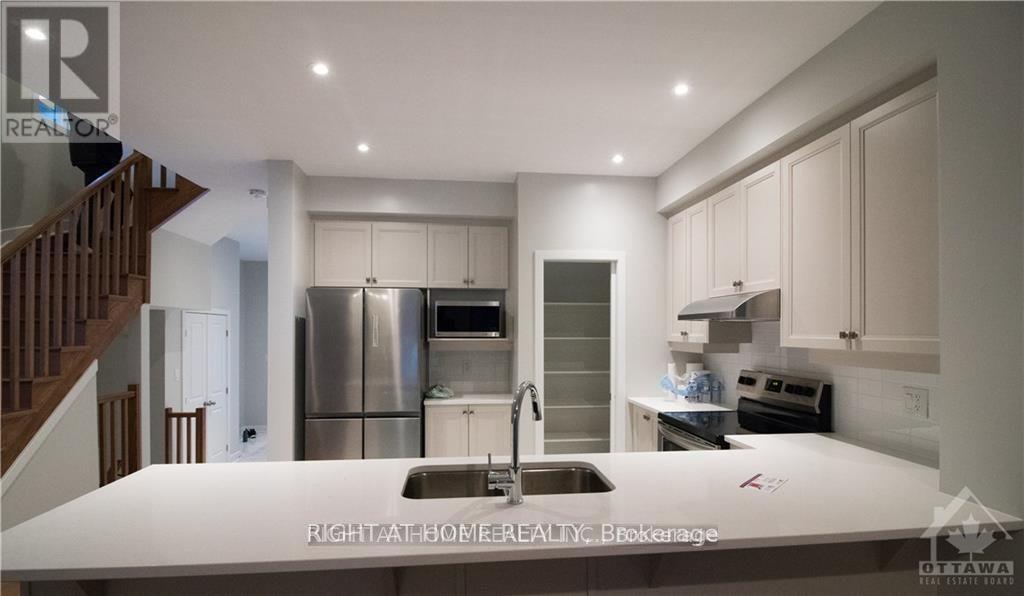 Photo 7 of 34 Plank Street, Ottawa ON