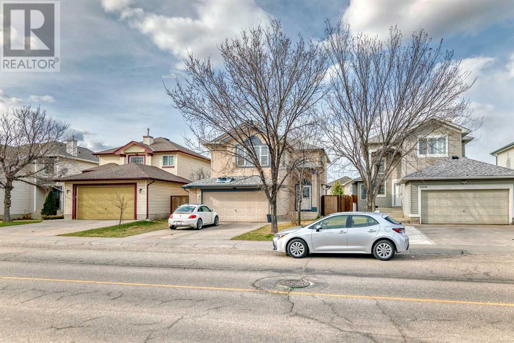 Single Family House for Sale in  Coventry Hills Way NE Coventry Hills Calgary 