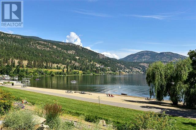  1708 Lake Vista Road, West Kelowna