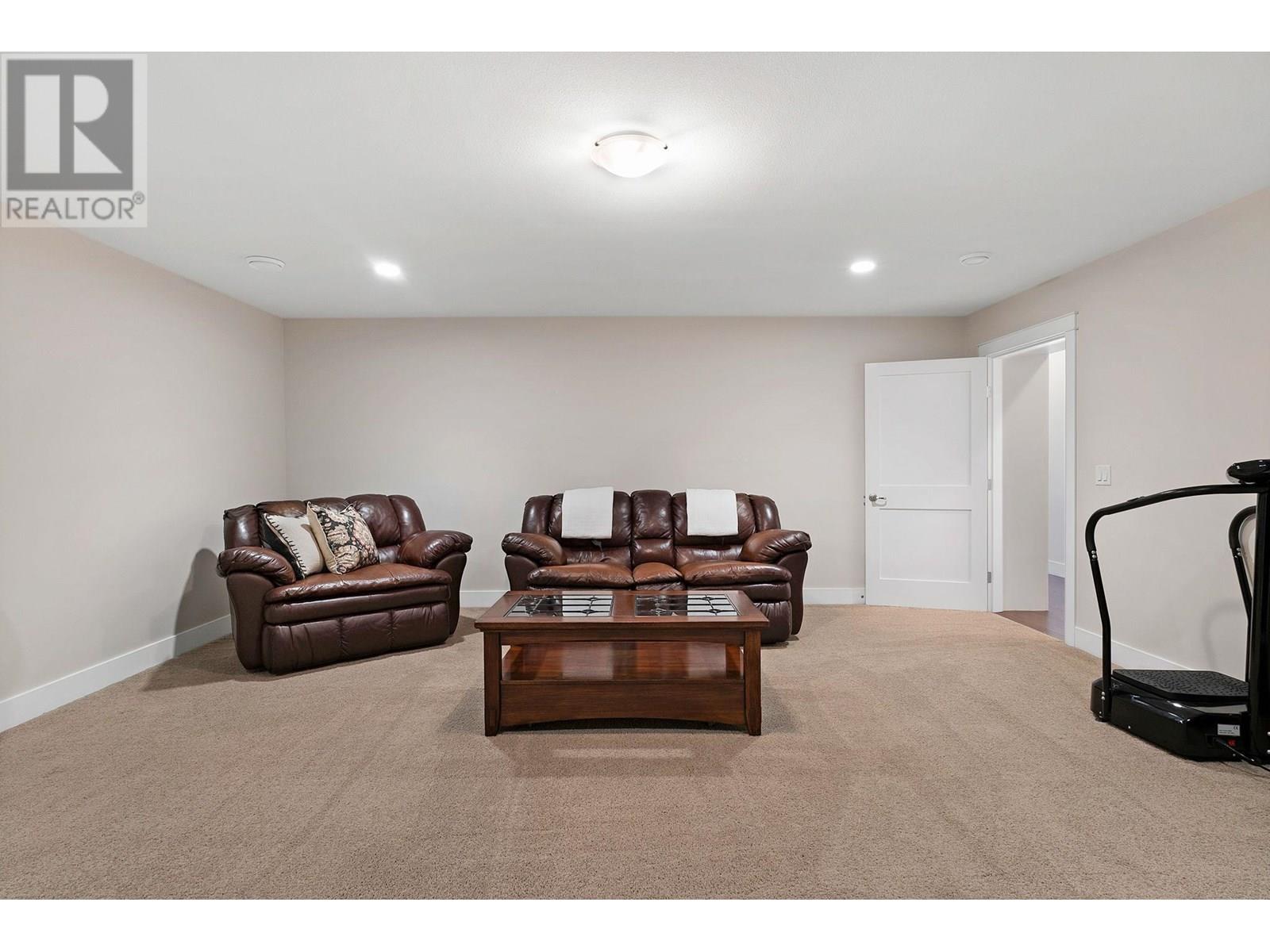  1708 Lake Vista Road, West Kelowna