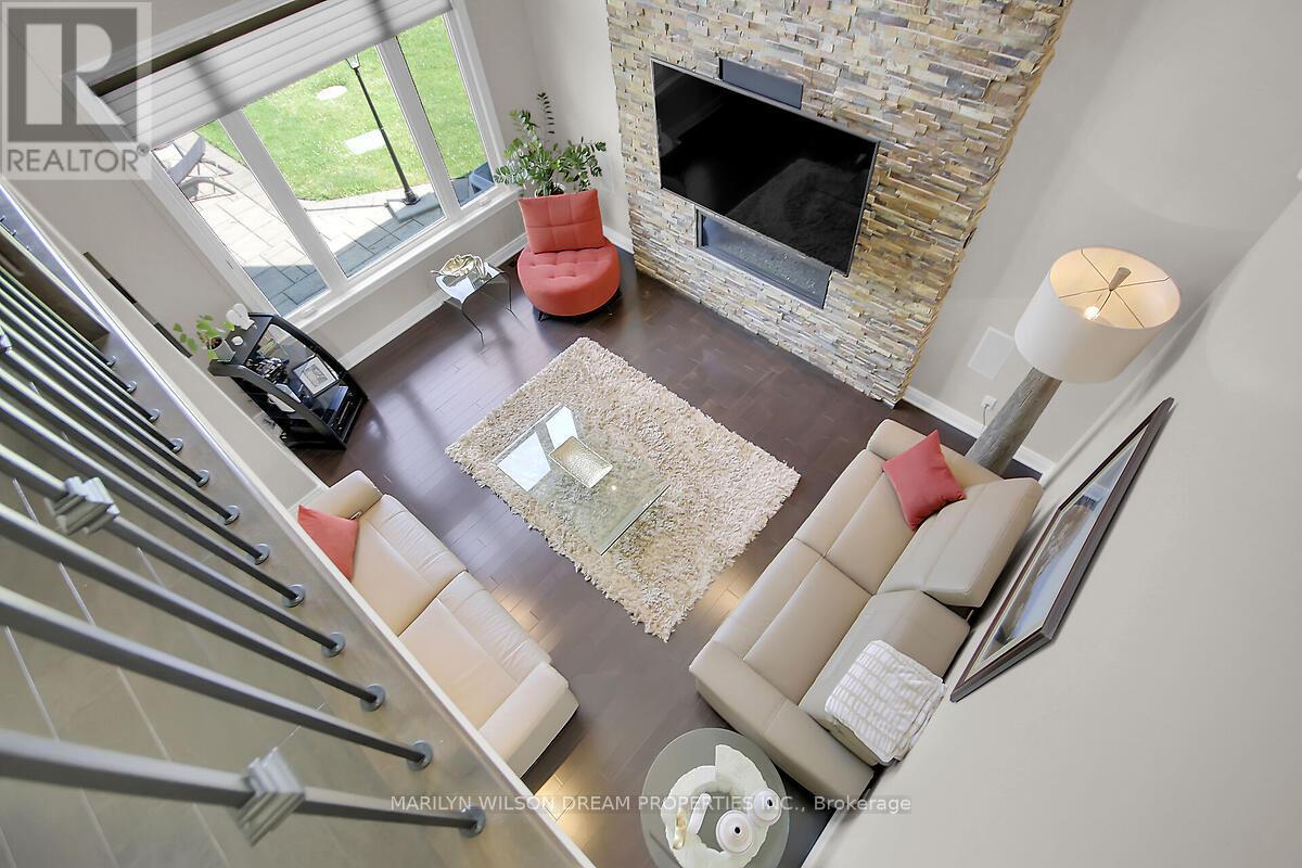 Photo 11 of 1419 Balmoral Drive, Ottawa ON
