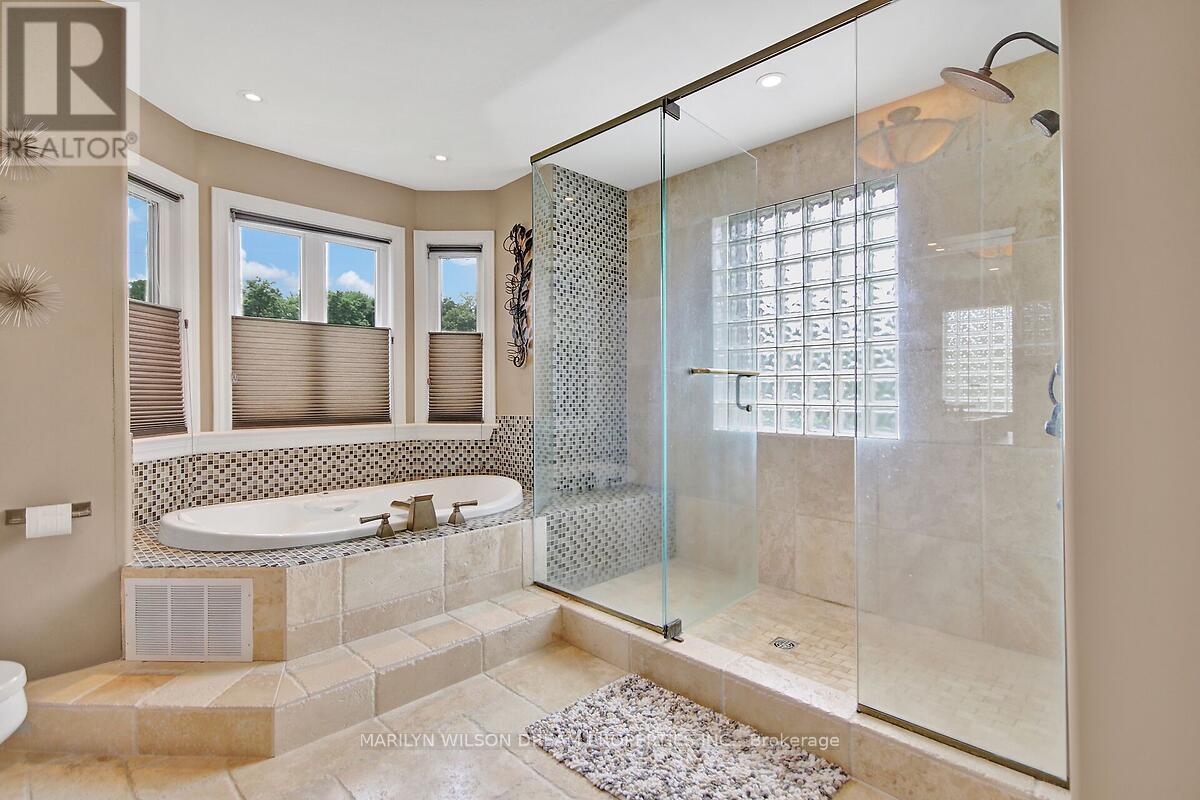 Photo 32 of 1419 Balmoral Drive, Ottawa ON