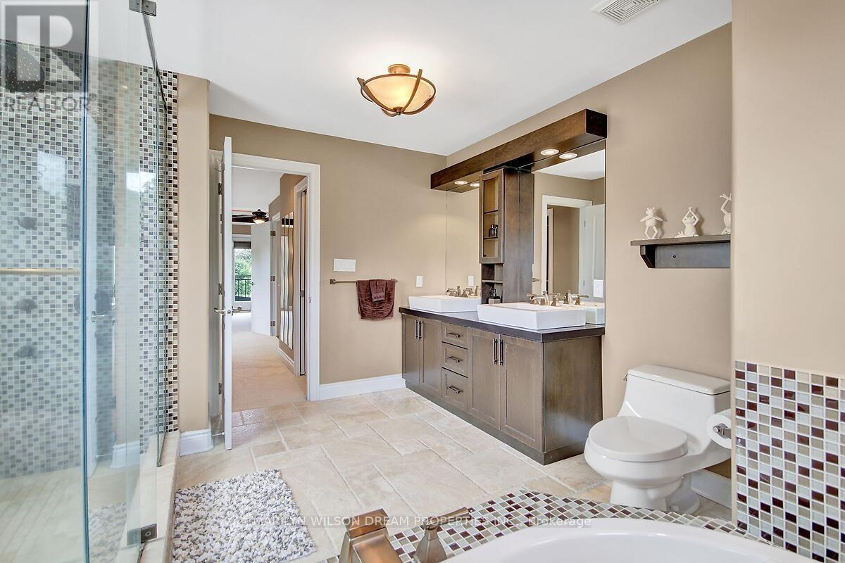 Photo 33 of 1419 Balmoral Drive, Ottawa ON