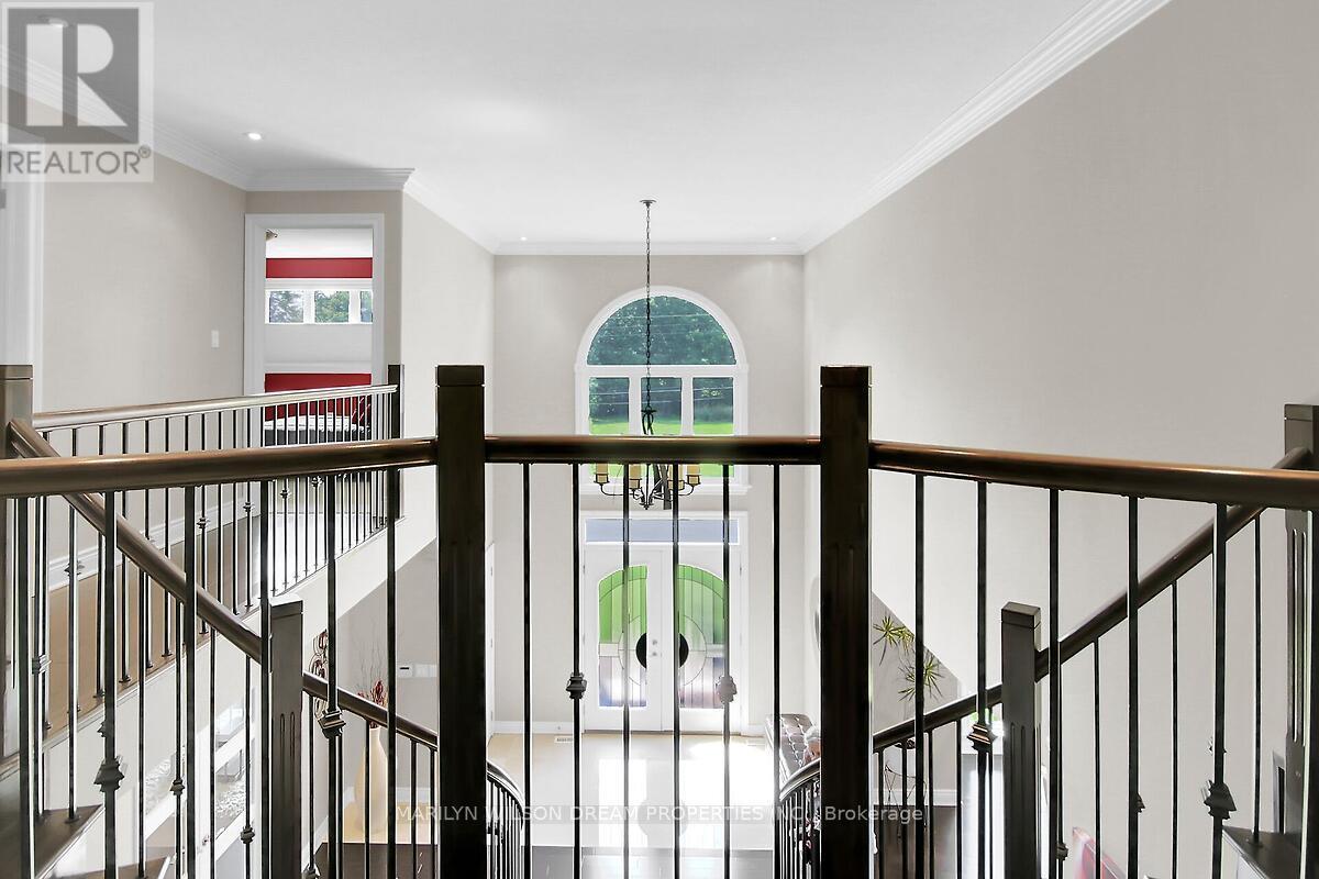 Photo 35 of 1419 Balmoral Drive, Ottawa ON