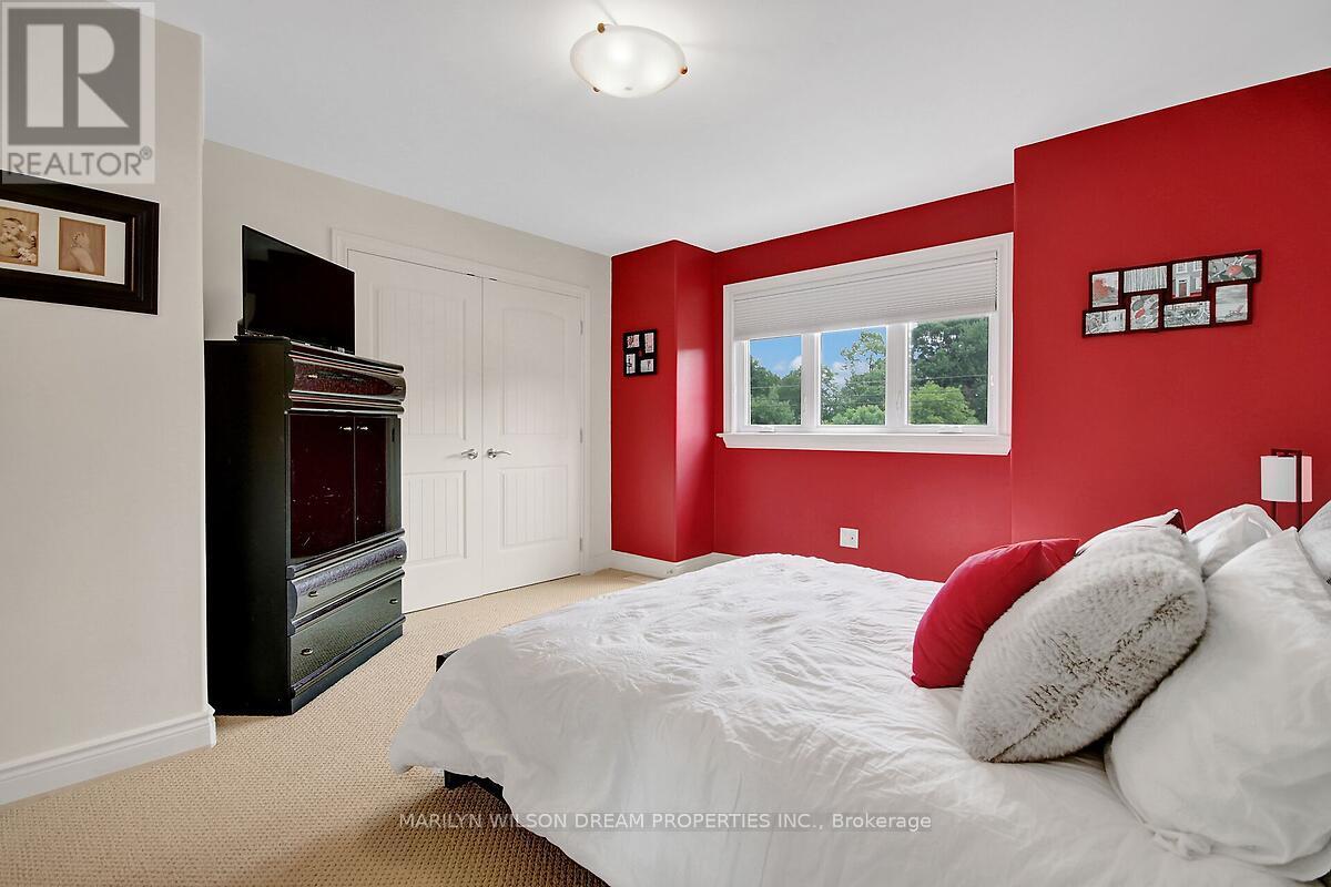 Photo 36 of 1419 Balmoral Drive, Ottawa ON