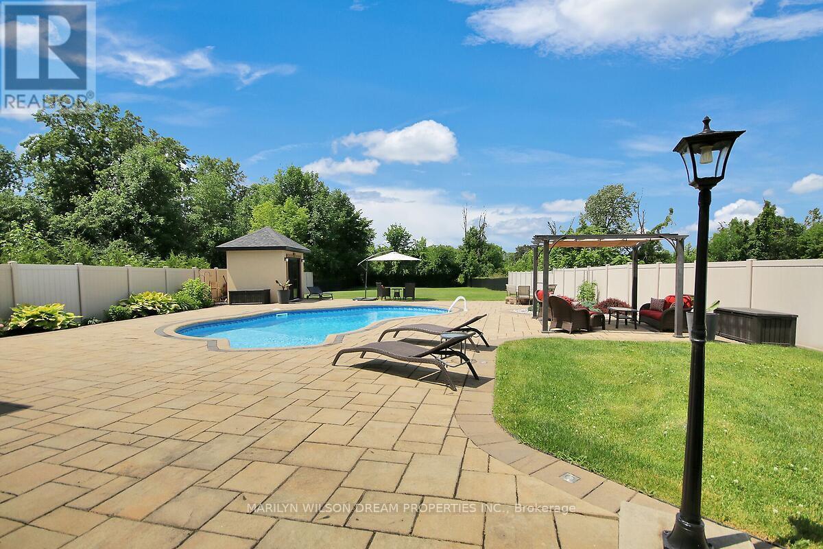 Photo 46 of 1419 Balmoral Drive, Ottawa ON