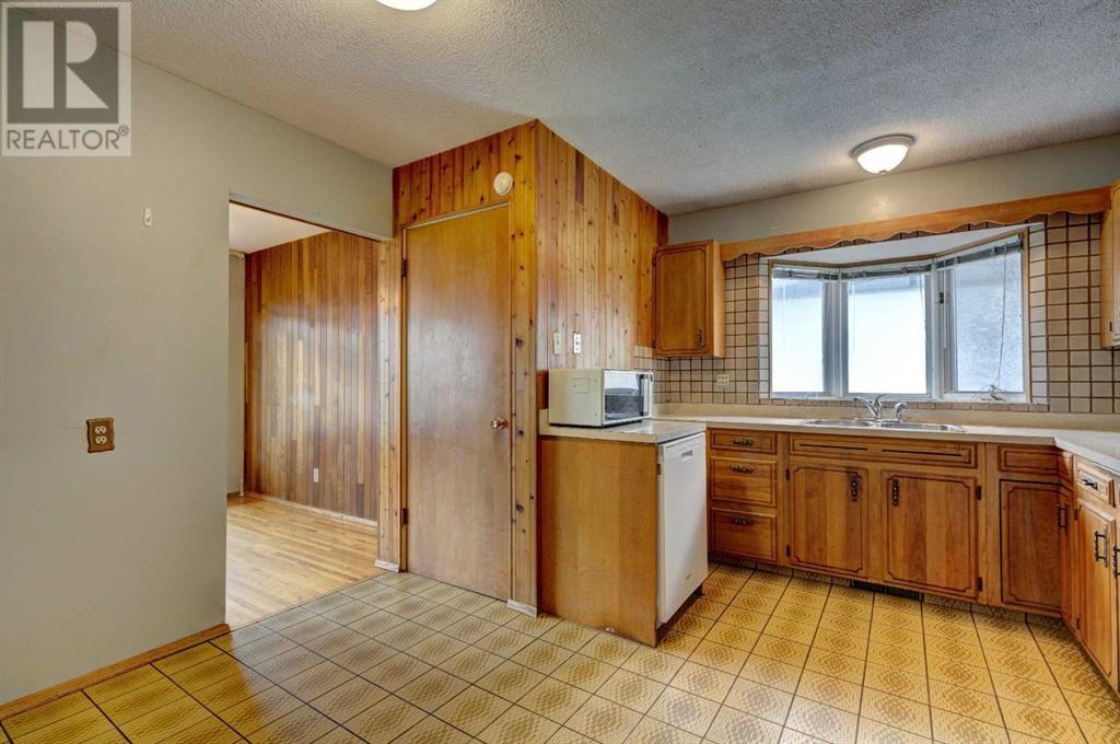 Single Family House Bungalow for Sale in  Academy Drive SE Acadia Calgary 
