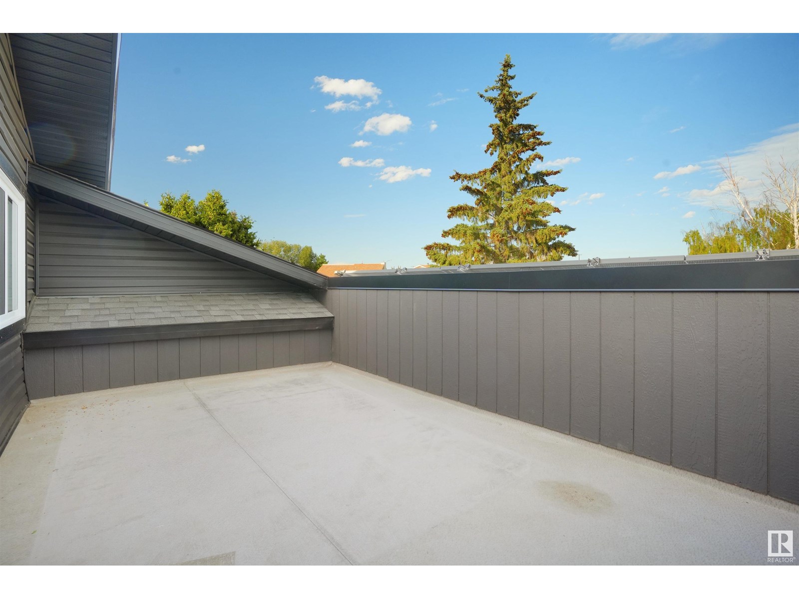 Photo 23 of 1840 35 St Nw, Edmonton AB