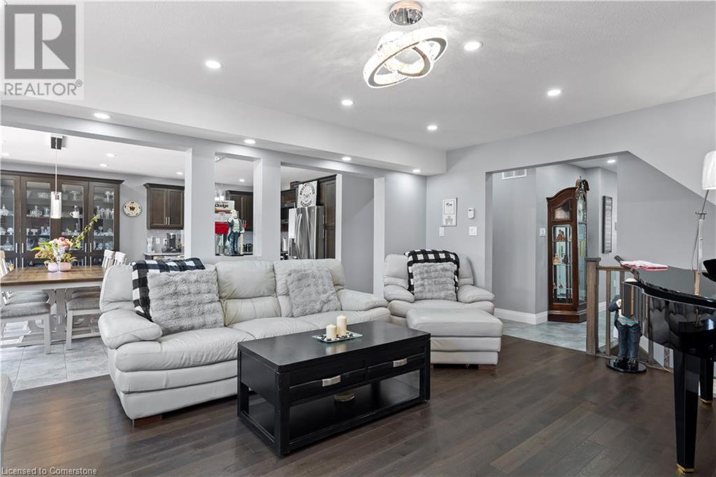 Photo 42 of 122 Bridge Crescent, Palmerston ON