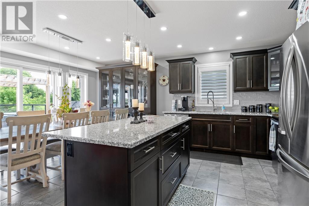 Photo 26 of 122 Bridge Crescent, Palmerston ON