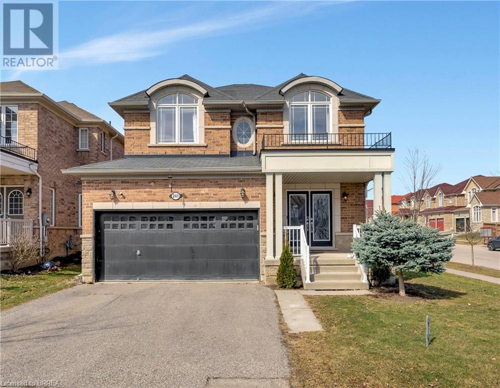 Photo 2 of 241 Thomas Avenue, Brantford ON