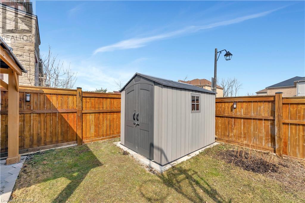 Photo 32 of 241 Thomas Avenue, Brantford ON