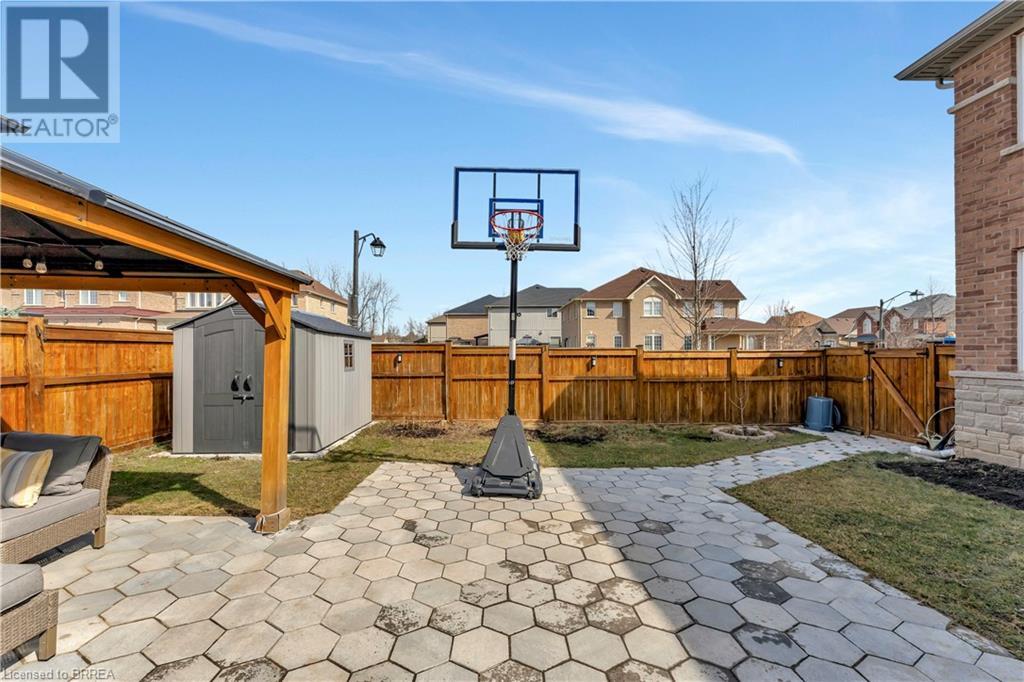Photo 31 of 241 Thomas Avenue, Brantford ON