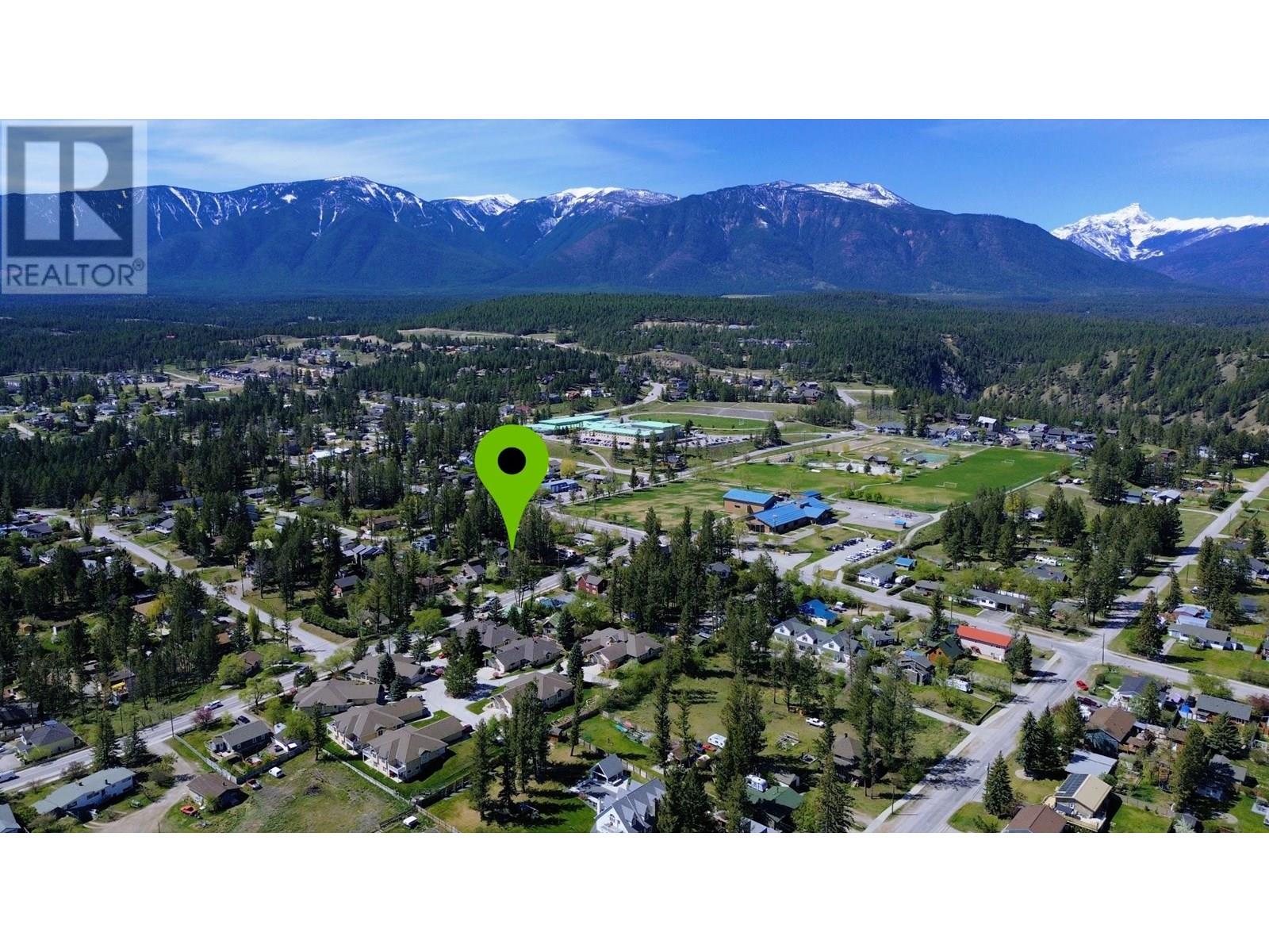 Photo 22 of 1229 13 Th Street, Invermere BC