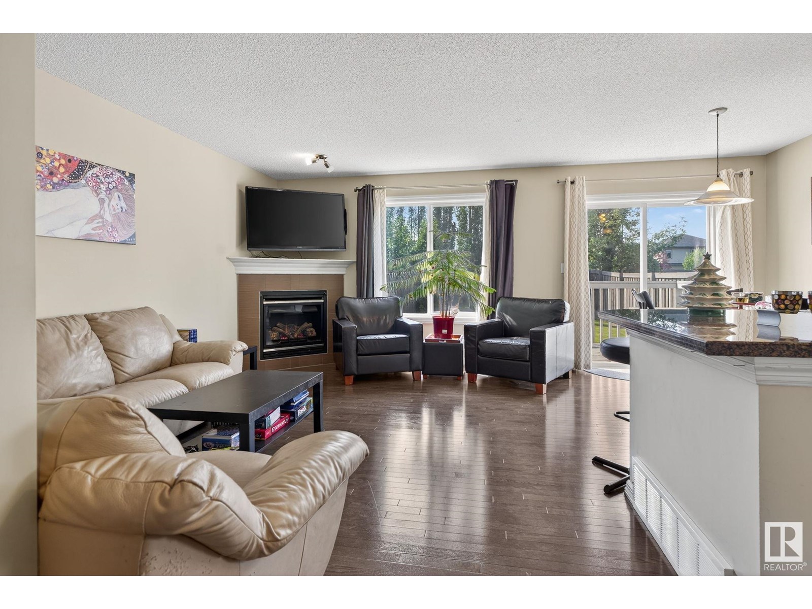 Photo 10 of 2432 Casselman Cr Sw, Edmonton AB