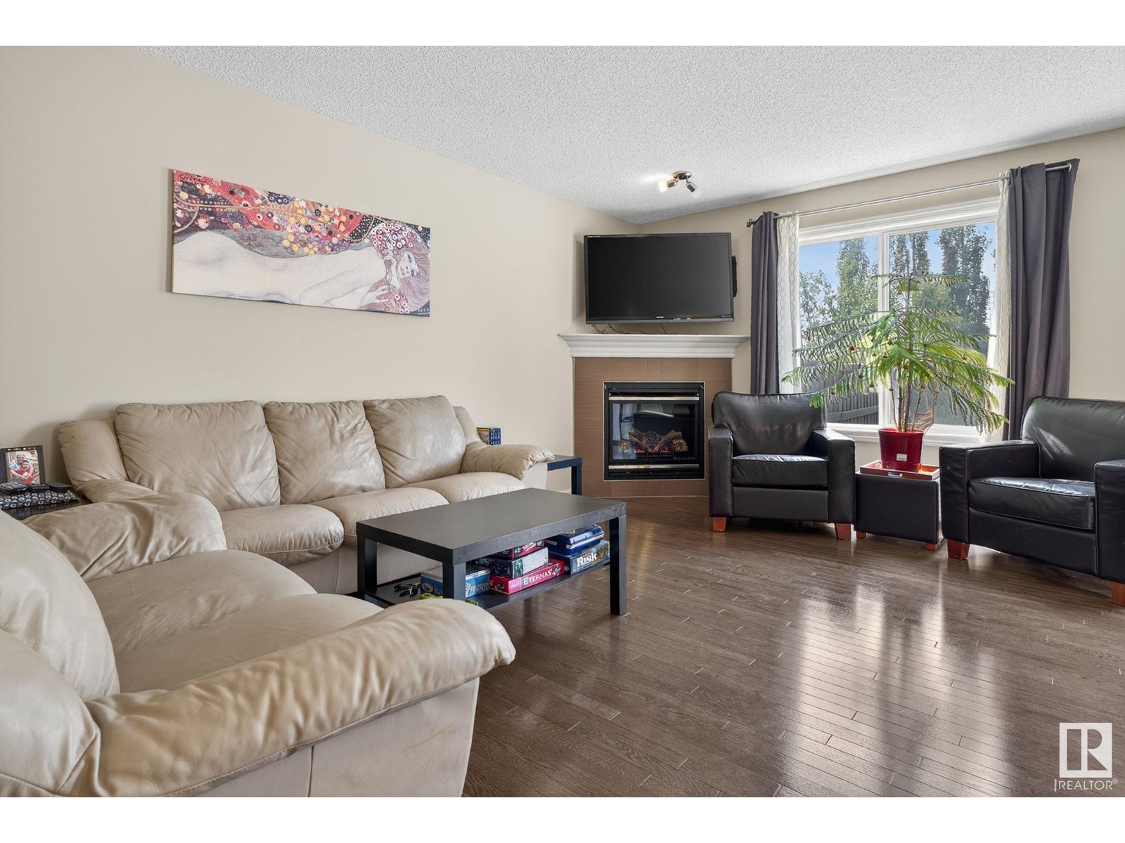 Photo 11 of 2432 Casselman Cr Sw, Edmonton AB