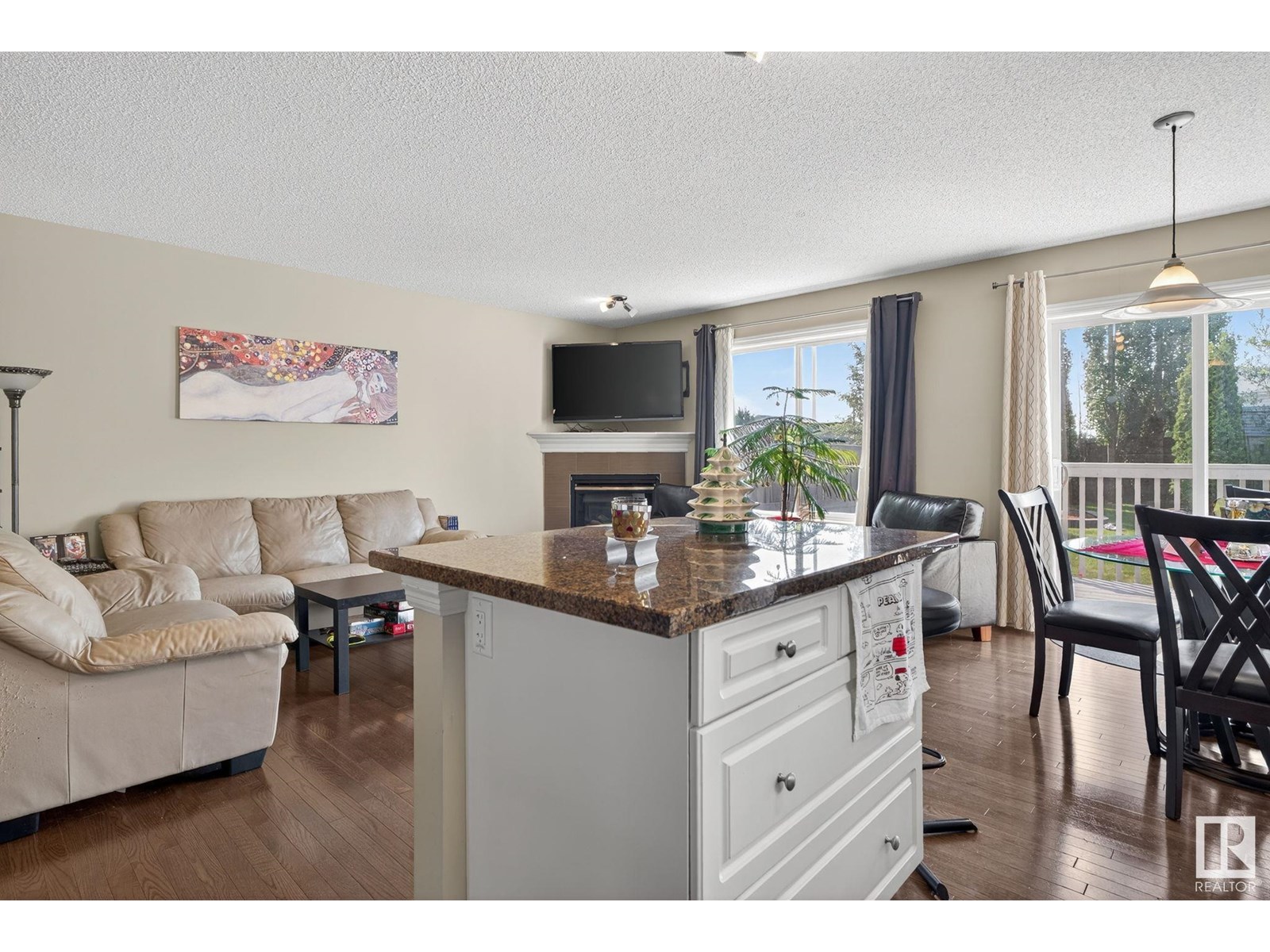 Photo 19 of 2432 Casselman Cr Sw, Edmonton AB