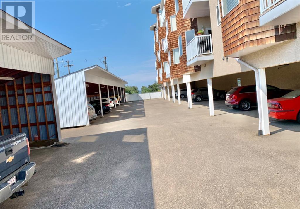 10212 101 Street, Lac La Biche