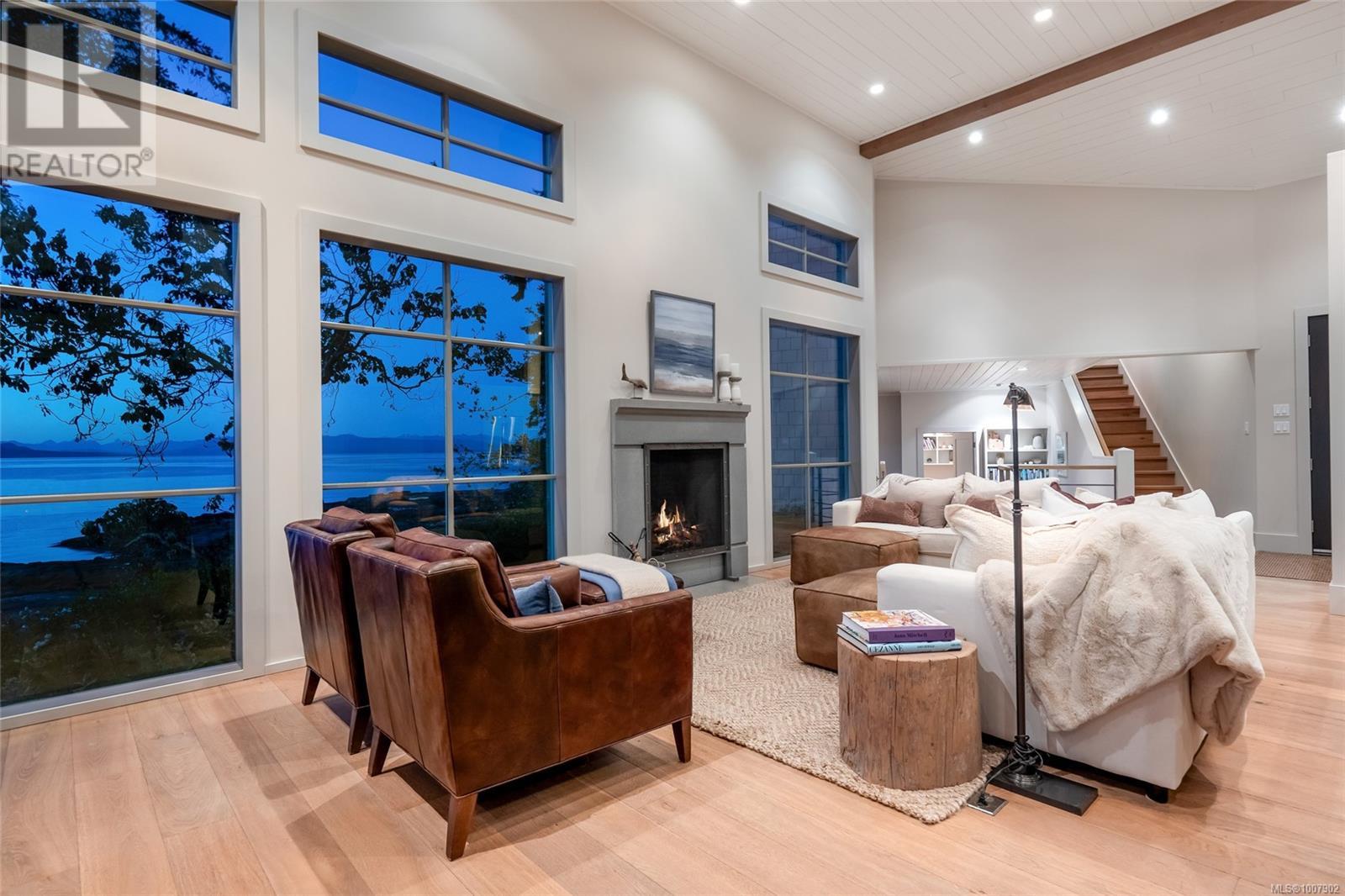 1341 Madrona Dr, Nanoose Bay
