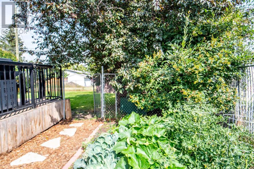 Single Family House Bungalow for Sale in   Avenue Mountview Grande Prairie 