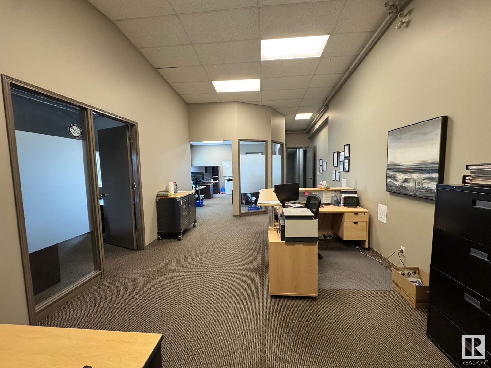 Photo 5 of 4929 74 Av Nw, Edmonton AB