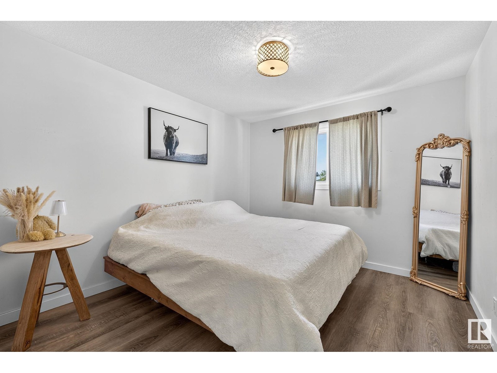 Photo 19 of 5216 97 A Av Nw, Edmonton AB
