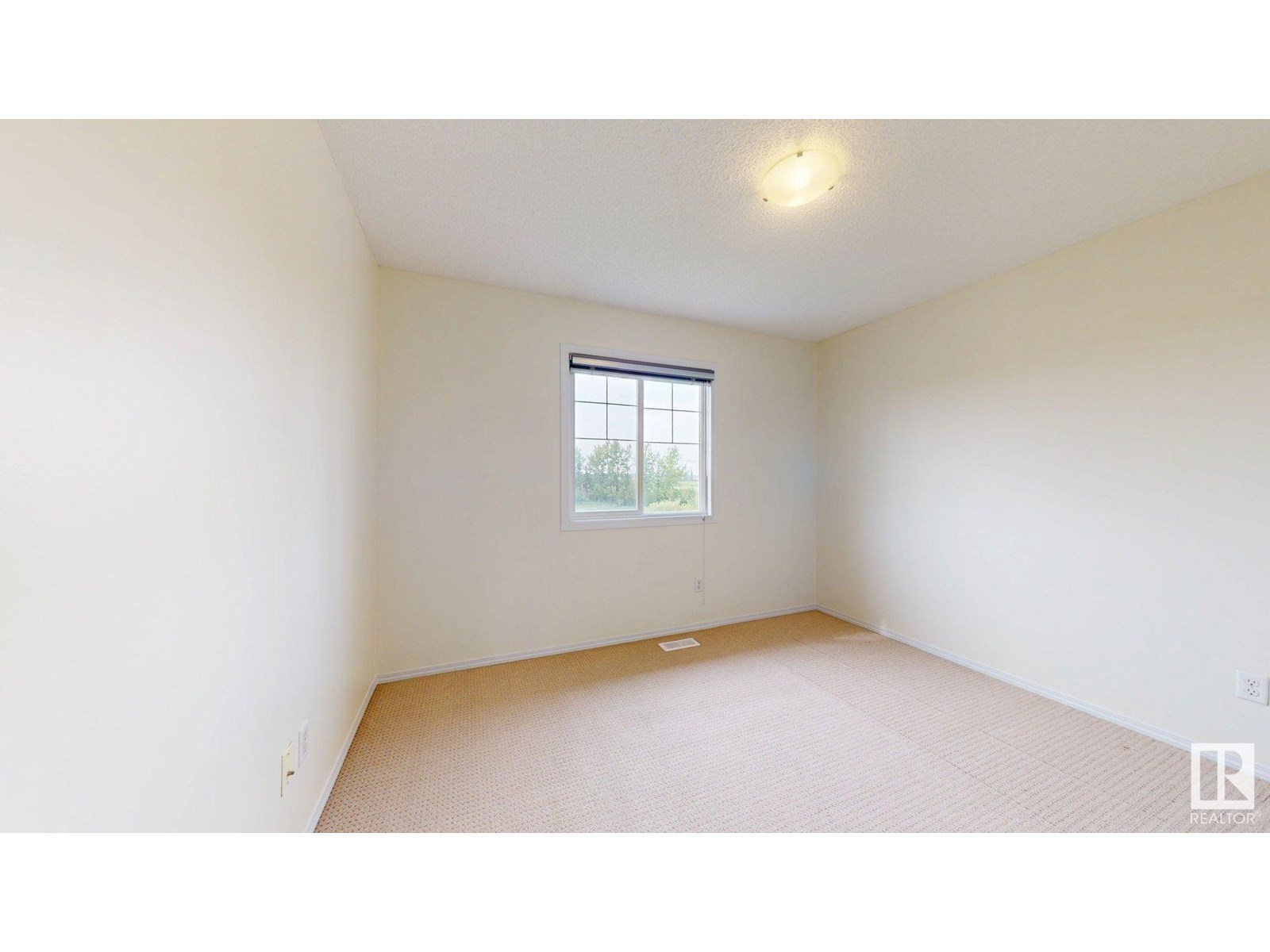 Photo 18 of 1644 Melrose Pl Sw, Edmonton AB