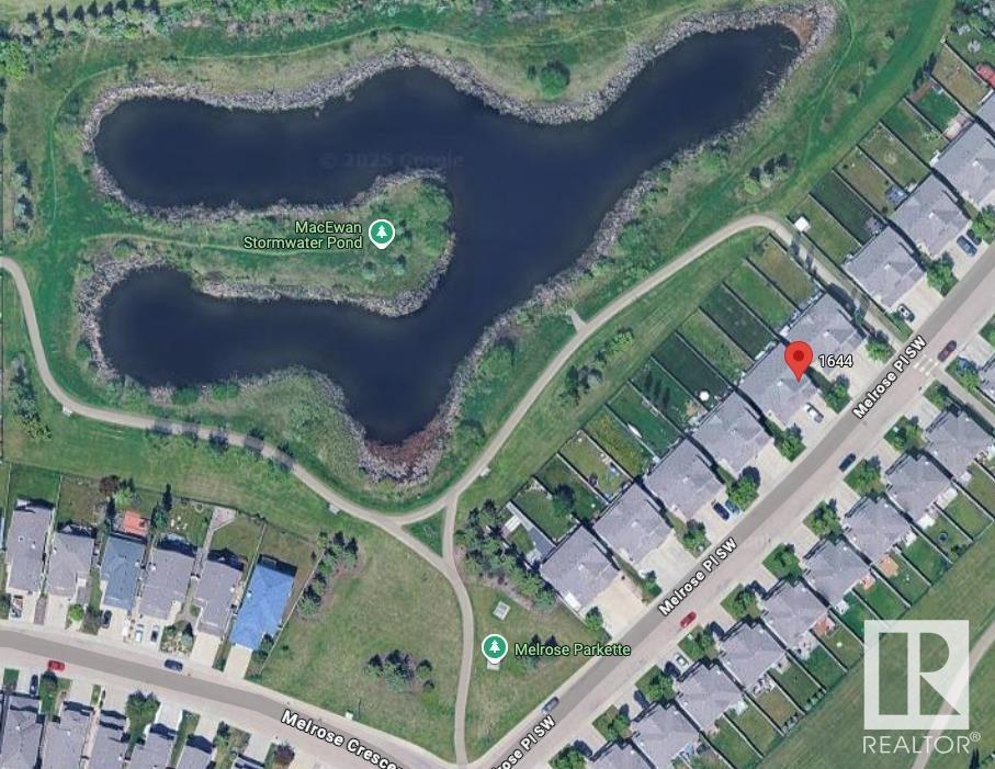 Photo 2 of 1644 Melrose Pl Sw, Edmonton AB