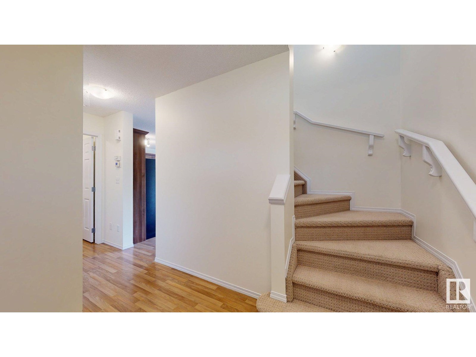 Photo 12 of 1644 Melrose Pl Sw, Edmonton AB